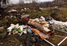 Почти гектар мусора в Терновке: прокуратура подала иск в горсовет, — ФОТО