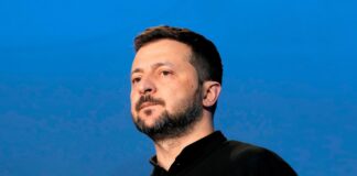 Зеленский призвал ЕС запретить морские сервисы для судов РФ