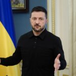 «Россияне хотят заменить меня»: Зеленский о выборах и перемирии