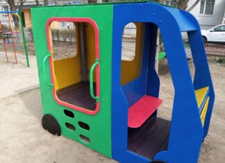 Обновили детские площадки: где в Николаеве уже стало комфортнее для малышей, — ФОТО