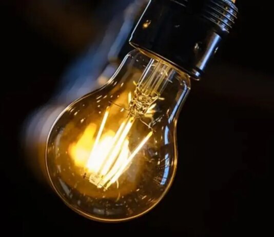 Завтра у низці регіонів України будуть діяти графіки відключень