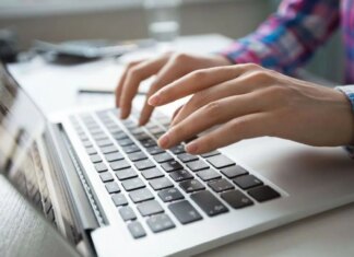 В США вынесли вердикт Meta по делу о вреде психическому здоровью детей