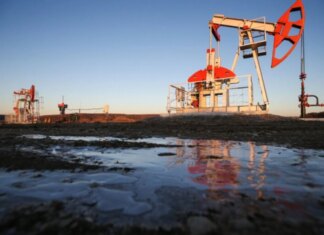 Ирак остановил экспорт нефти из-за ситуации в Ормузском проливе