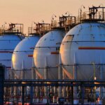 Ціни на газ у Європі підскочили на 25% і можуть зрости на 130% через іранську кризу — ЗМІ