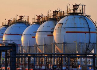 Ціни на газ у Європі підскочили на 25% і можуть зрости на 130% через іранську кризу — ЗМІ