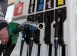 Ціни на нафту ростуть через війну у Ірані — що буде з пальним для українців