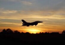 Греческие F-16 поднимались в воздух на фоне угрозы авиабазе на Кипре после обнаружения дрона
