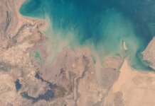 Иран открыл Ормузский пролив для прохода кораблей, но есть исключения