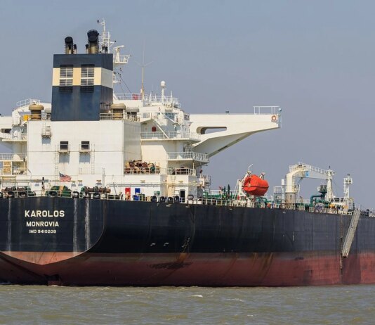 США тимчасово розблокували продаж російської нафти до Індії для стабілізації світового ринку