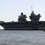 Британия готовит авианосец к возможной отправке на Ближний Восток — Sky News