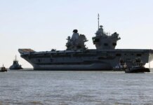 Британия готовит авианосец к возможной отправке на Ближний Восток — Sky News