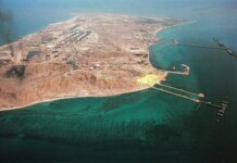 США рассматривают план захвата иранского острова Харк — чем он важен