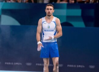 Назар Чепурный завоевал золото на этапе Кубка мира по спортивной гимнастике