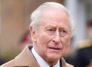 Визит короля Чарльза в США под угрозой срыва из-за конфликта Трампа и Стармера — Sky News