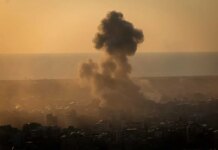 Израиль нанес удар по жилому дому в центре Бейрута