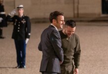 Зеленский на этой неделе едет на встречу с Макроном в Париж — СМИ