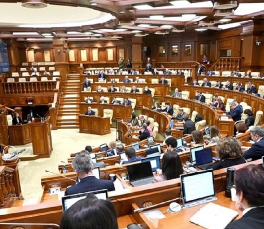 Парламент Молдовы осудил РФ за экологическую катастрофу на реке Днестр