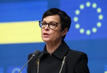Украина не сможет стать членом ЕС до 2027 года – еврокомиссар