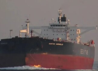 В Черном море поражен танкер, загруженный нефтью из россии — турецкий министр