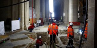 В Нидерландах под полом церкви нашли вероятные останки д'Артаньяна из "Трех мушкетеров"