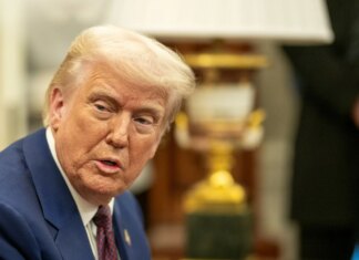 Трамп утверждает, что ЦРУ сообщило ему о гомосексуальности нового верховного лидера Ирана