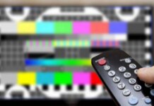 В РФ ограничили доступ иностранных фильмов к прокату