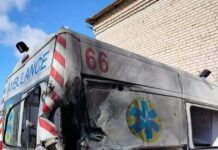 Семь атак за день: в Николаевской области дрон повредил автомобиль «скорой»