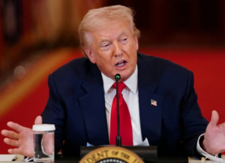 Карлсон трижды отговаривал Трампа от войны с Ираном — и проиграл Нетаньяху