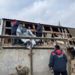 Николаев приходит в себя после ночной атаки: город убирает последствия ударов дронов, — ФОТО