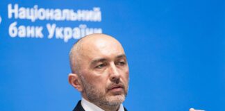 Скандал с задержанием инкассаторов: руководство НБУ срочно отправляется в Будапешт