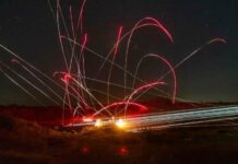 Россияне атаковали Украину сотней дронов