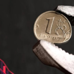 Минус 47% нефтяных поступлений: бюджет России трещит по швам