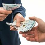 Переплатили за операционный стол: через суд больницы вернут 120 тысяч гривен