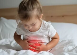 Массовое отравление в детском саду Николаевской области: 11 детей в больнице, открыто производство