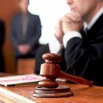 Ссора в баре закончилась судом: в Николаеве студентку обязали платить и отрабатывать