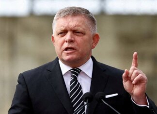 Фицо после разговора с Орбаном призвал ЕС возобновить энергетический диалог с Россией