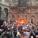 Благодатный огонь сошел в Иерусалиме — как это было