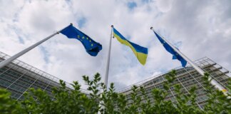 ЕС стремится разблокировать Украине €90 млрд кредита после поражения Орбана — Bloomberg