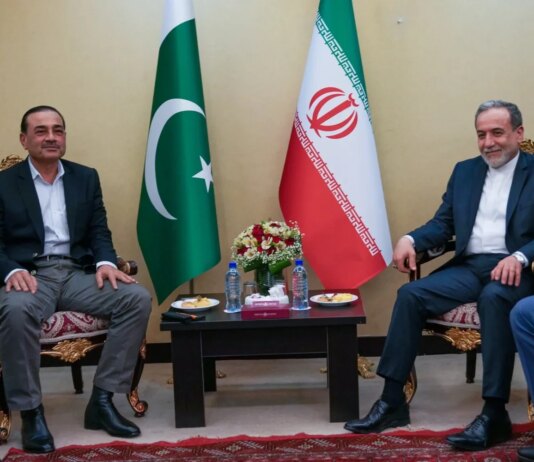 Главнокомандующий армией Пакистана прибыл в Тегеран для посредничества между США и Ираном в переговорах