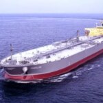 Первый танкер с нефтью вышел из Ормузского пролива на фоне блокады США — СМИ