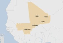 Взрывы прогремели недалеко от военной базы в Мали, по стране и в столице фиксируют скоординированные атаки