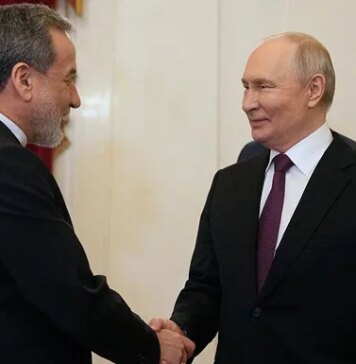 путин заявил о поддержке Ирана и похвалил его народ за "сопротивление" США