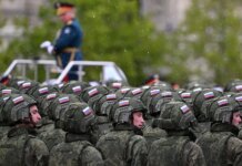 По меньшей мере 15 регионов рф отменили парады на 9 мая — СМИ