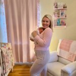 "Мы называем ее Виви" — пресс-секретарь Белого дома Ливитт родила девочку