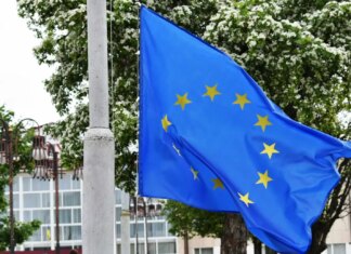 В ЕС более 4,3 миллиона украинцев находятся под временной защитой