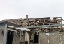 Россияне атаковали Николаевщину: повреждены дома и амбулатория
