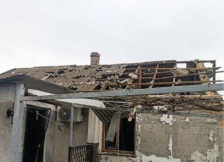 Россияне атаковали Николаевщину: повреждены дома и амбулатория