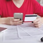 В Николаеве мошенники выманили у женщины 100 тысяч