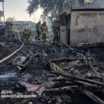 400 квадратных метров в огне: в Николаевской области спасатели боролись с масштабным пожаром, — ФОТО