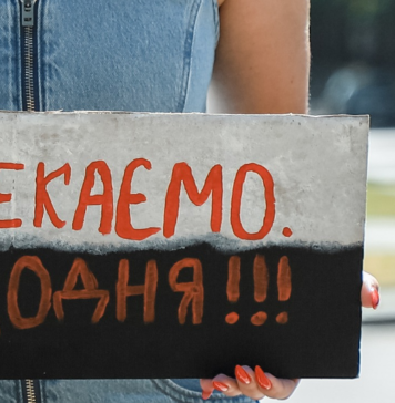 Плен не останавливается ни на минуту: в Николаеве прошла акция-напоминание, — ФОТО